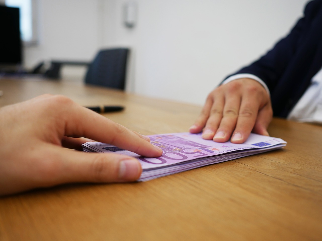 Immagine che illustra la richiesta dei 3600 euro per assistenza familiare secondo la Legge 104.