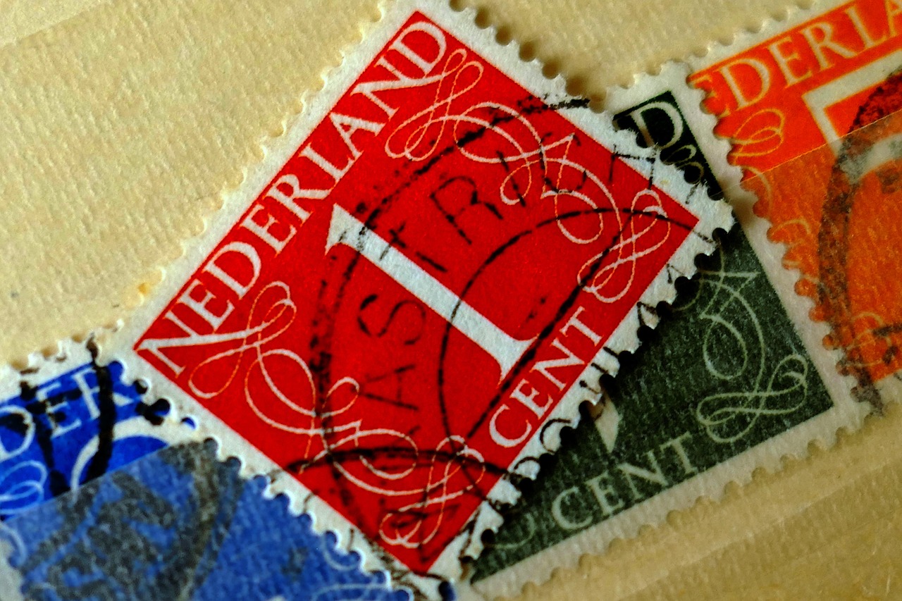 Immagine che illustra i tre passi per richiedere il nuovo buono postale al 7%.