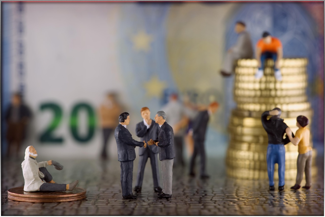 Grafico che illustra le variazioni delle pensioni nel 2026, evidenziando vincitori e perdenti.